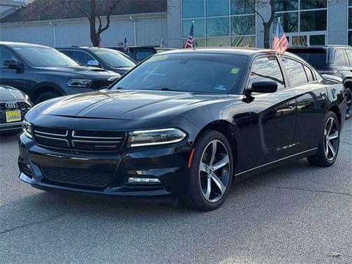 2017 Dodge Charger SXT