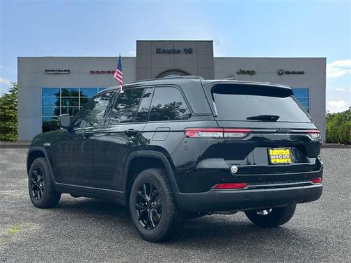 2023 Jeep Grand Cherokee Altitude