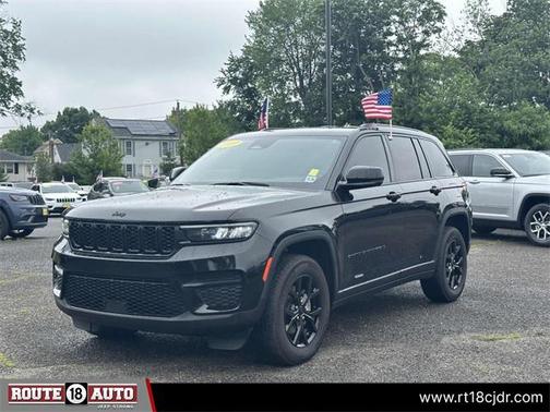 2023 Jeep Grand Cherokee Altitude