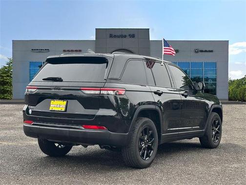 2023 Jeep Grand Cherokee Altitude