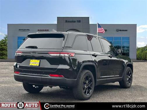 2023 Jeep Grand Cherokee Altitude