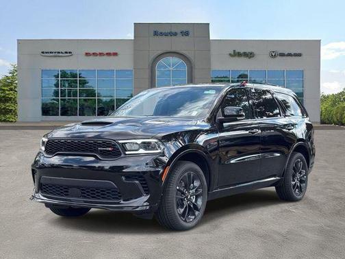 DB Black Crystal Clearcoat 2026 Dodge Durango GT Plus