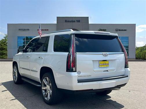 2018 Cadillac Escalade Luxury