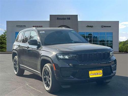2025 Jeep Grand Cherokee Laredo