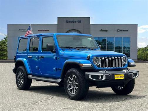 2025 Jeep Wrangler 4-Door Sahara 4x4