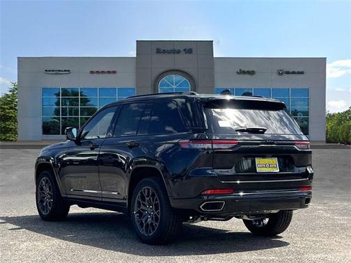 2025 Jeep Grand Cherokee Summit