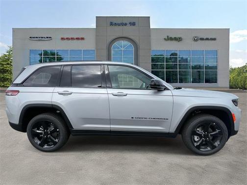 2025 Jeep Grand Cherokee Limited X