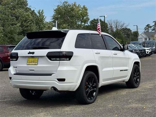 2017 Jeep Grand Cherokee Altitude