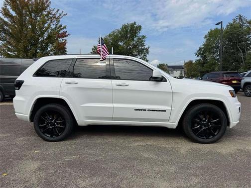 2017 Jeep Grand Cherokee Altitude