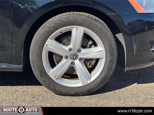 2013 Volkswagen Passat 2.5 SE