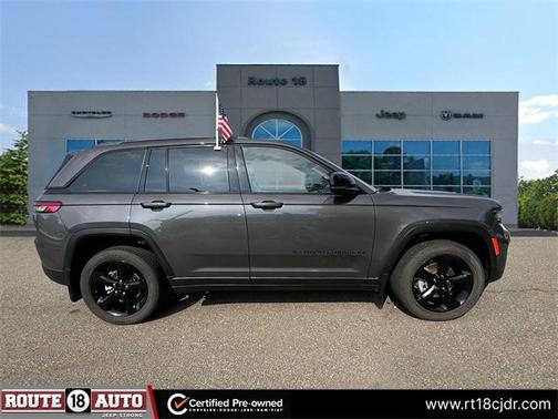 2023 Jeep Grand Cherokee Altitude