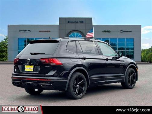 2023 Volkswagen Tiguan 2.0T SE R-Line Black 4MOTION