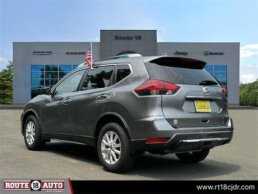 2018 Nissan Rogue SV