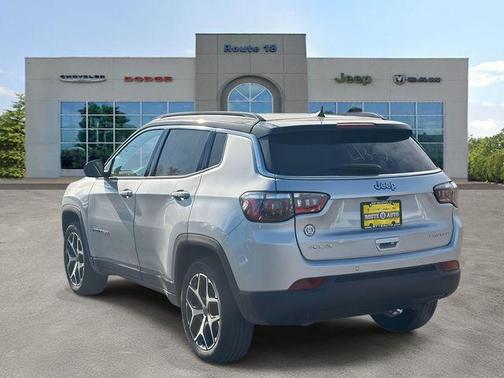 Silver Zynith Metallic Clearcoat 2026 Jeep Compass Limited