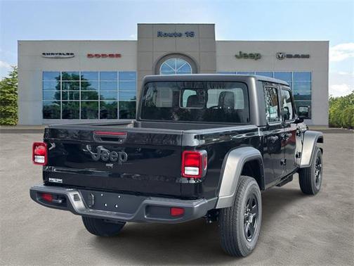 2026 Jeep Gladiator Sport