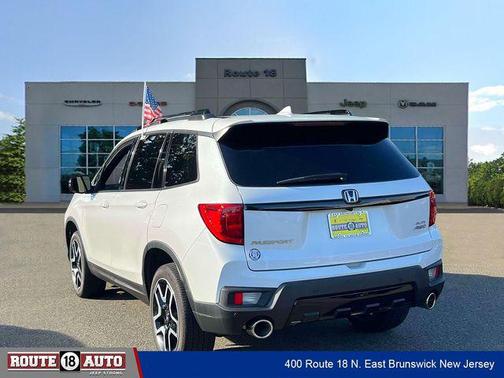 Platinum White Pearl 2023 Honda Passport AWD Elite