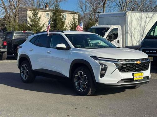 2024 Chevrolet Trax LT