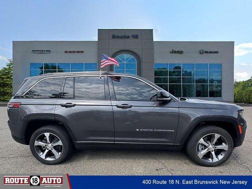 Baltic Gray Metallic Clearcoat 2023 Jeep Grand Cherokee 4xe Base
