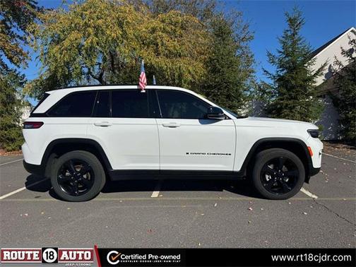 2023 Jeep Grand Cherokee Altitude