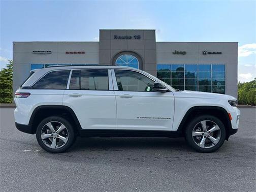 2025 Jeep Grand Cherokee Limited X