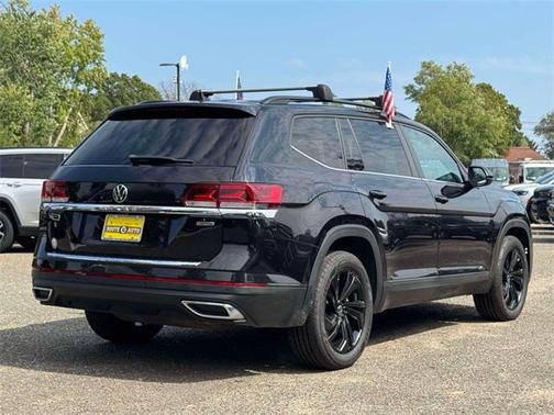 2022 Volkswagen Atlas 2.0T SE w/Technology 4MOTION