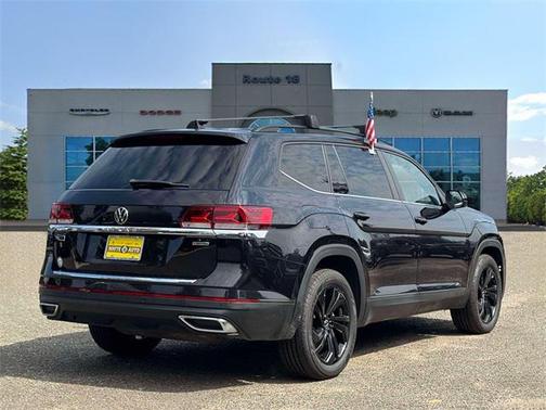 2022 Volkswagen Atlas 2.0T SE w/Technology 4MOTION