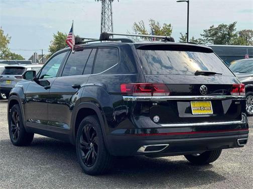 2022 Volkswagen Atlas 2.0T SE w/Technology 4MOTION