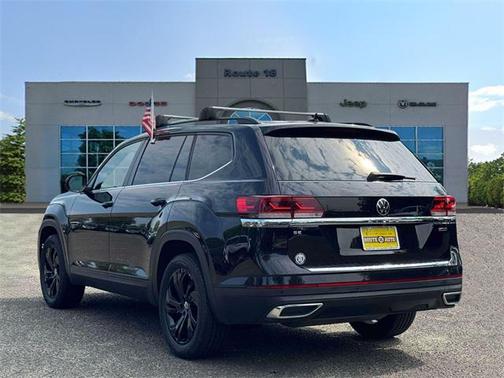 2022 Volkswagen Atlas 2.0T SE w/Technology 4MOTION