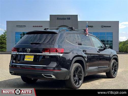 2022 Volkswagen Atlas 2.0T SE w/Technology 4MOTION