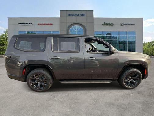 Baltic Gray Metallic Clearcoat 2026 Jeep Grand Wagoneer Upland