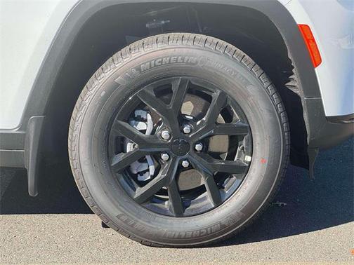2025 Jeep Grand Cherokee L Altitude