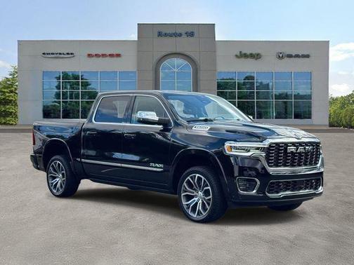 Diamond Black Crystal Pearlcoat 2026 RAM 1500 ST