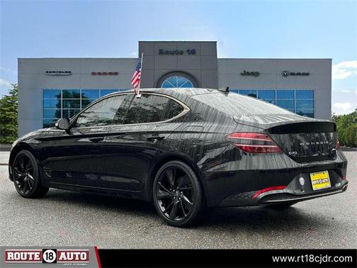 2023 Genesis G70 2.0T AWD