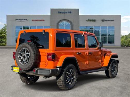 2025 Jeep Wrangler 4-Door Sahara 4x4