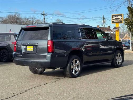 2019 Chevrolet Suburban LT