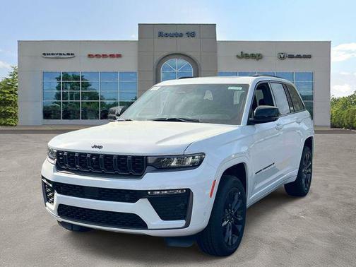 Bright White Clearcoat 2026 Jeep Grand Cherokee Limited