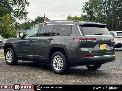 2021 Jeep Grand Cherokee L Laredo