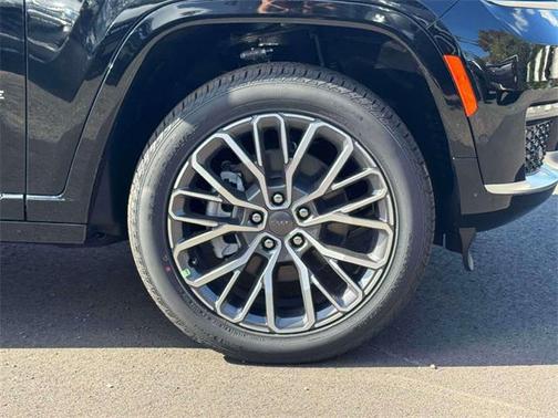2025 Jeep Grand Cherokee L Summit Reserve