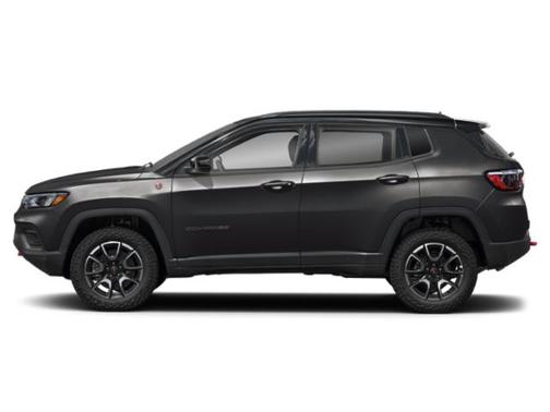 Diamond Black Crystal Pearlcoat 2026 Jeep Compass Trailhawk