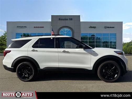 2023 Ford Explorer ST-Line