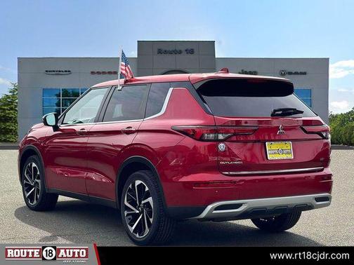 2022 Mitsubishi Outlander SE