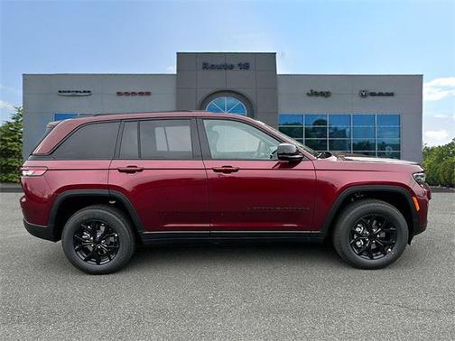 2025 Jeep Grand Cherokee Altitude