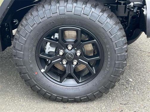 2025 Jeep Gladiator High Tide