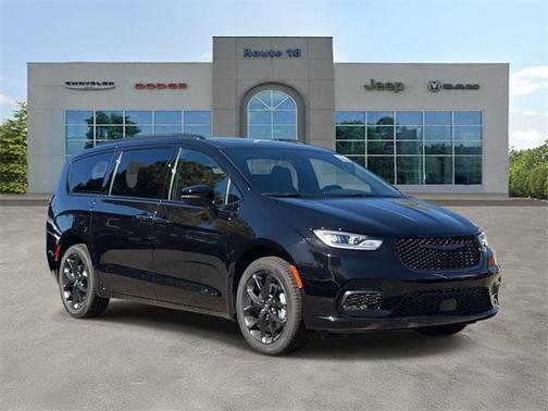 2026 Chrysler Pacifica Limited