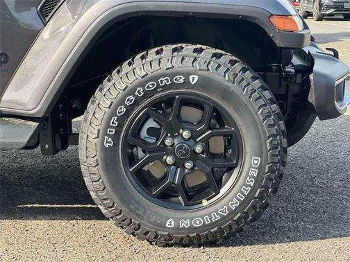 2025 Jeep Gladiator High Tide