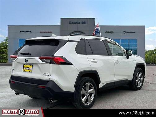 2021 Toyota RAV4 Hybrid XLE Premium