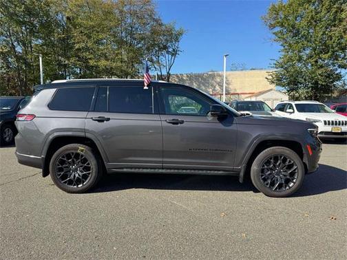 2023 Jeep Grand Cherokee L Summit Reserve
