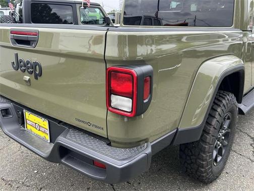 2025 Jeep Gladiator High Tide