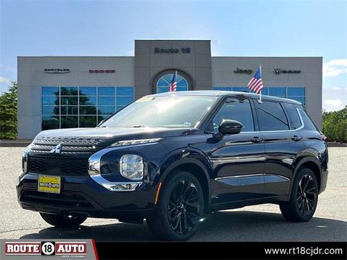 2022 Mitsubishi Outlander Black Edition S-AWC