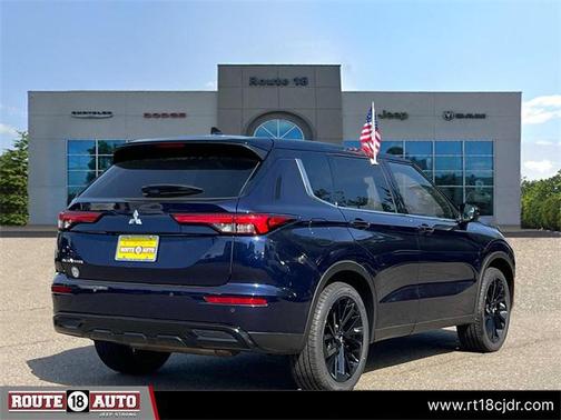 2022 Mitsubishi Outlander Black Edition S-AWC
